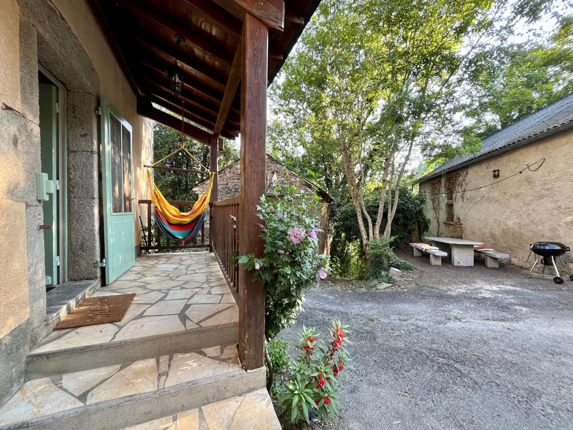 Parenthese En Foret - Lodge Baliveau Le Bez  Екстериор снимка